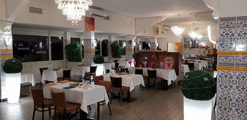 Salle de restaurant de la maison de retraite à Aix-en-Provence